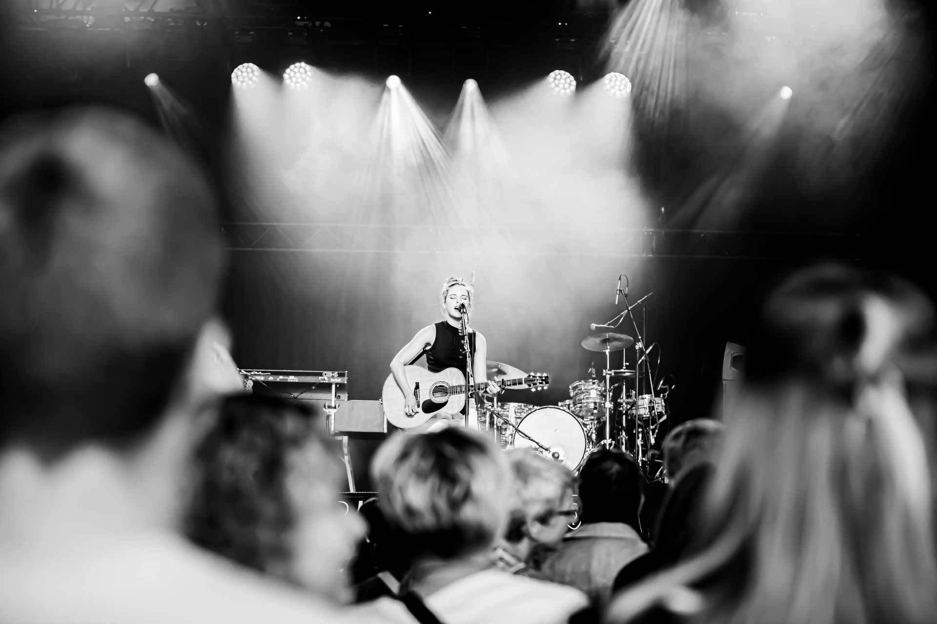 Emmy D'Arc @ Blues Peer, picture 15, photographed by Leen Verlinden - FrontView Magazine