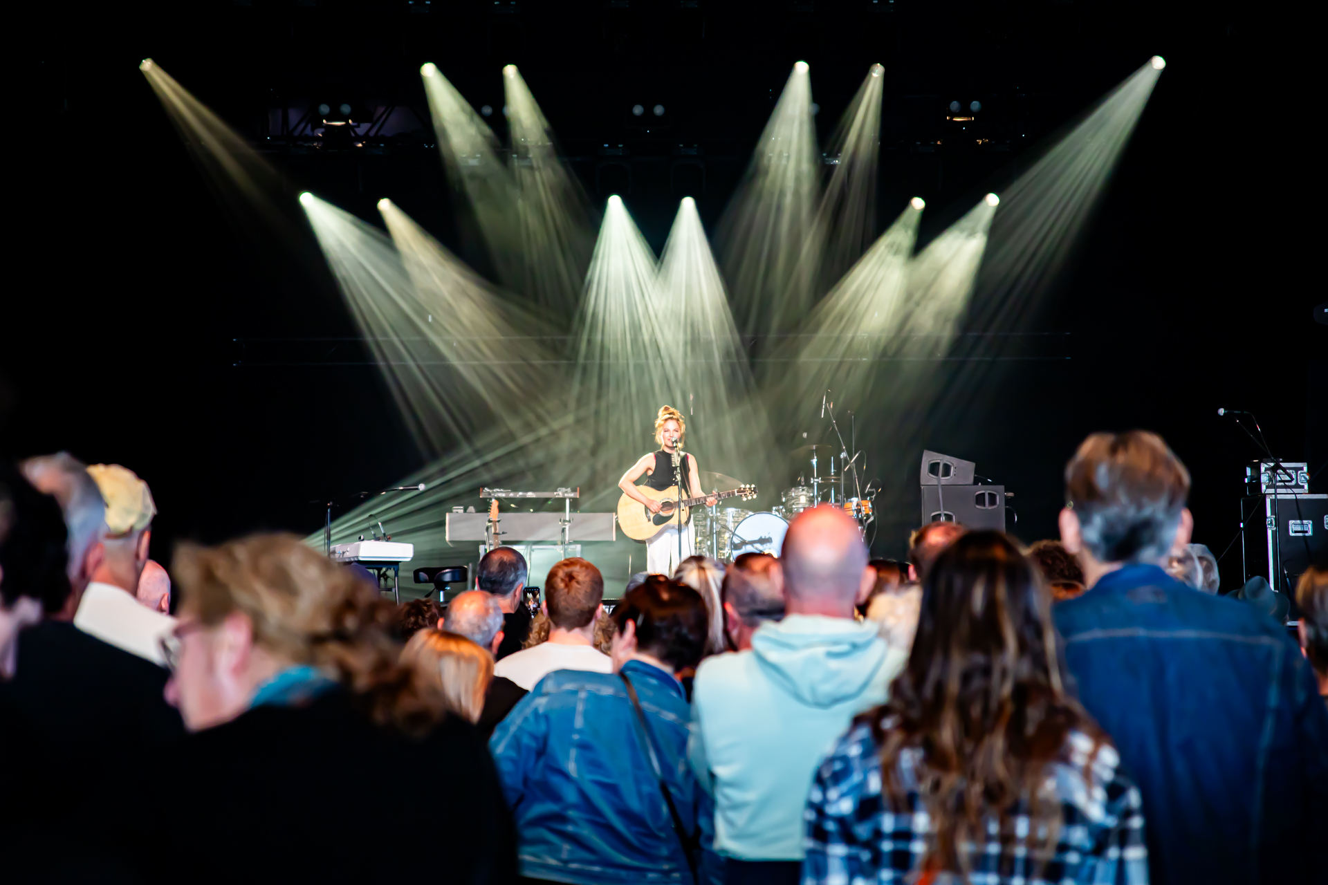 Emmy D'Arc @ Blues Peer, picture 21, photographed by Leen Verlinden - FrontView Magazine