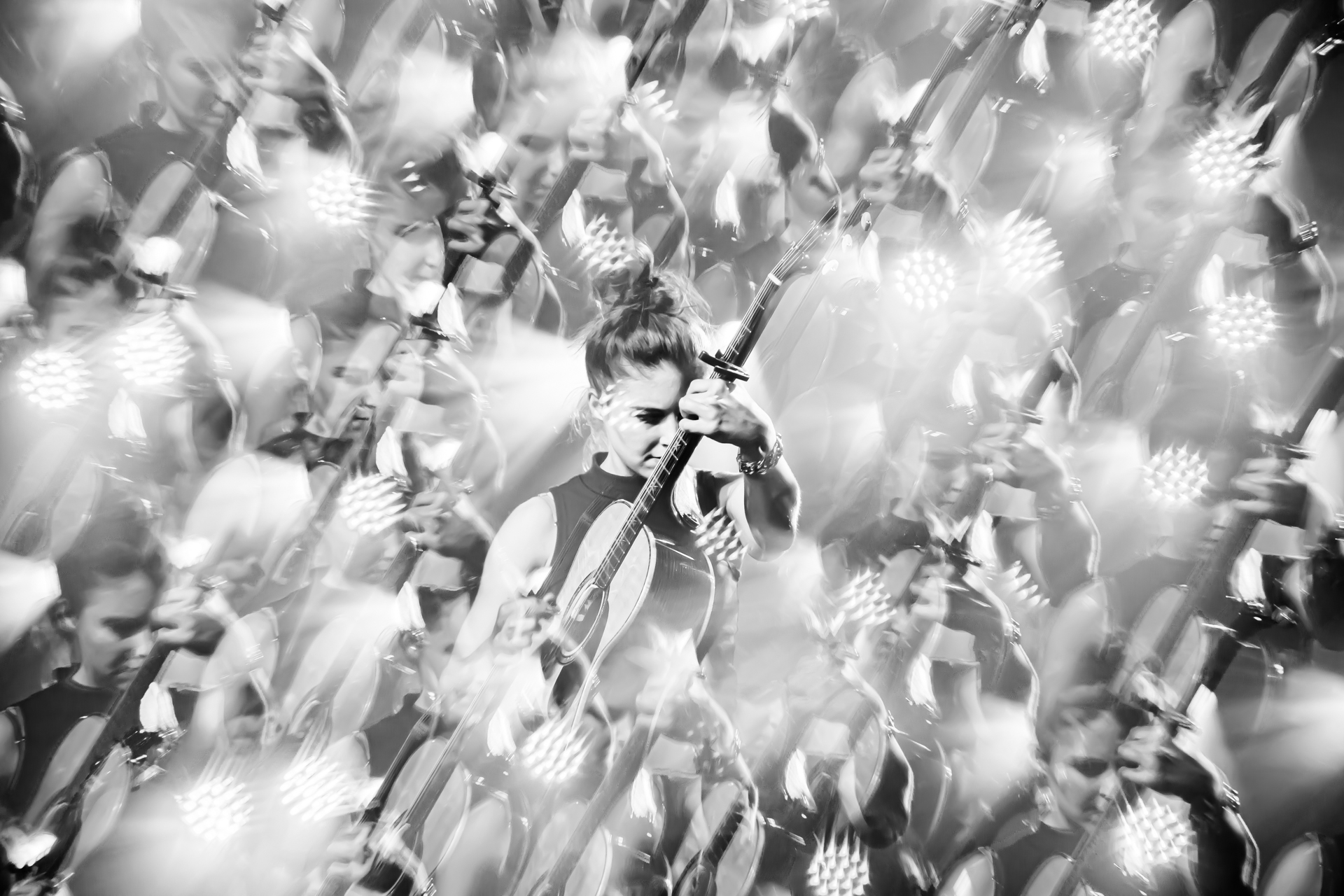 Emmy D'Arc @ Blues Peer, picture 22, photographed by Leen Verlinden - FrontView Magazine