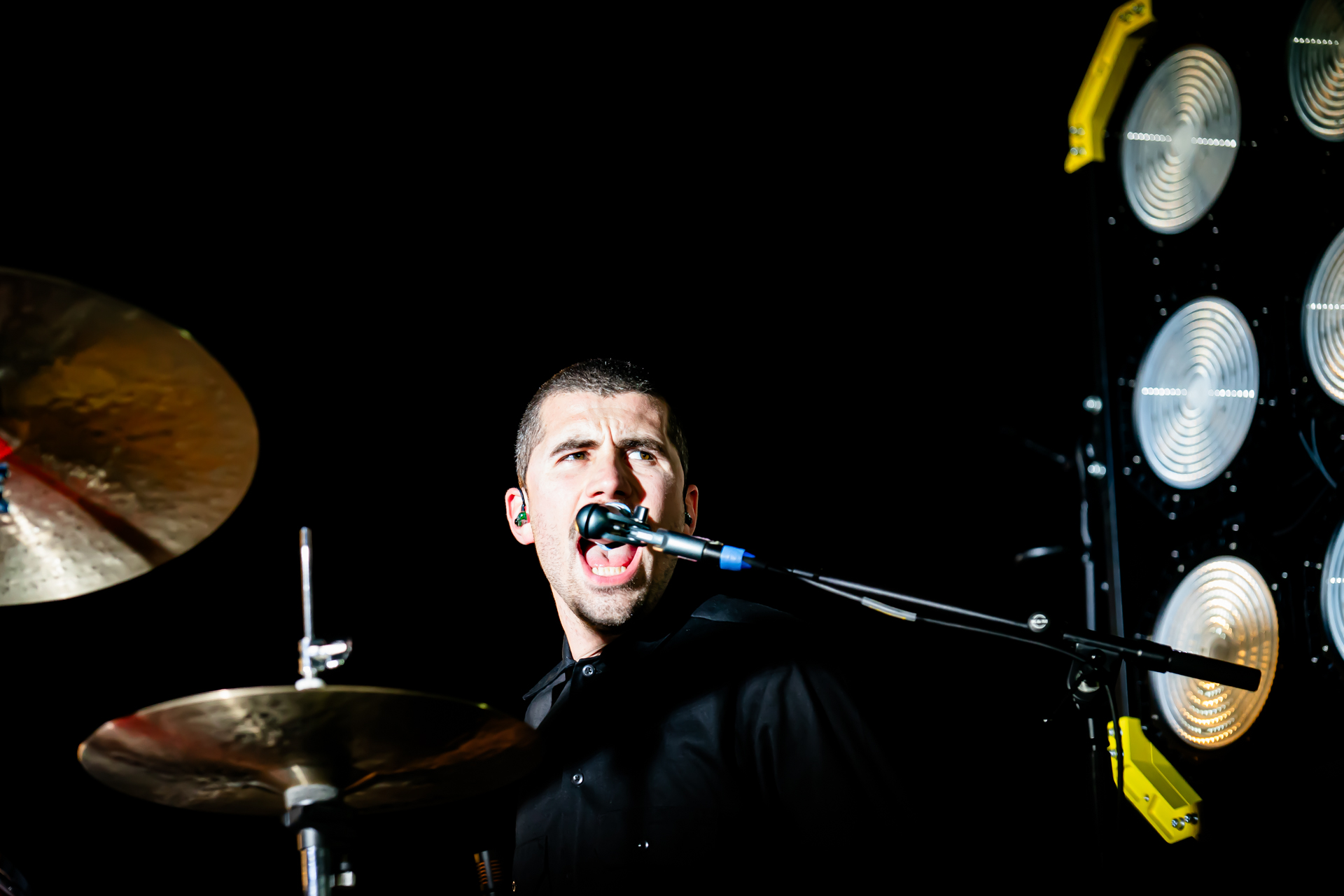 Equal Idiots @ Blues Peer, picture 8, photographed by Leen Verlinden - FrontView Magazine
