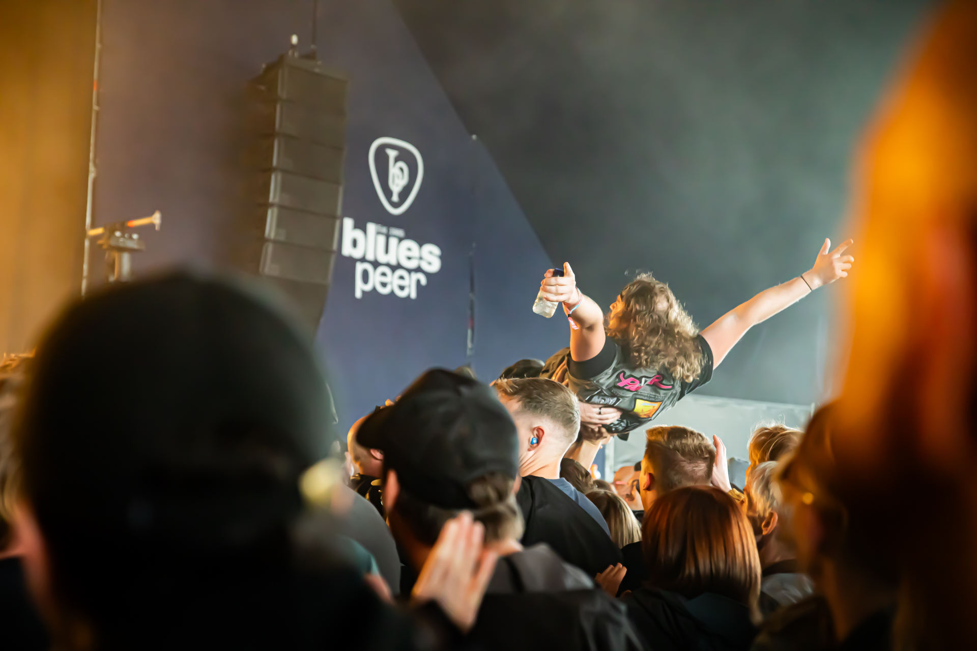 Equal Idiots @ Blues Peer, picture 38, photographed by Leen Verlinden - FrontView Magazine