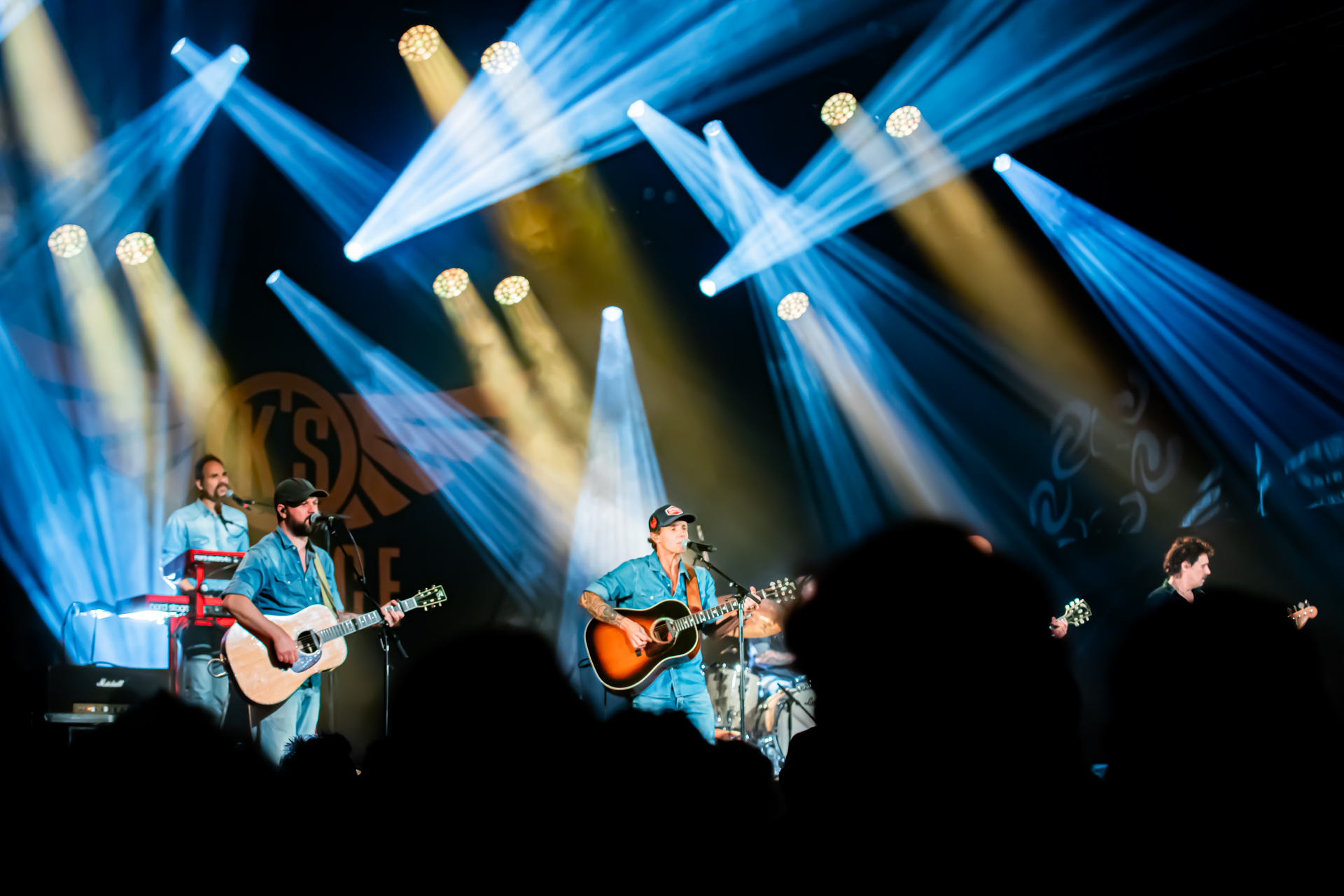 K's Choice @ Blues Peer, picture 12, photographed by Leen Verlinden - FrontView Magazine