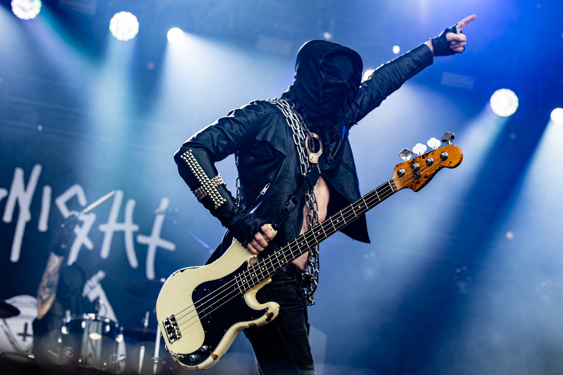 Midnight @ South Of Heaven, picture 1, photographed by Dorien Goetschalckx - FrontView Magazine