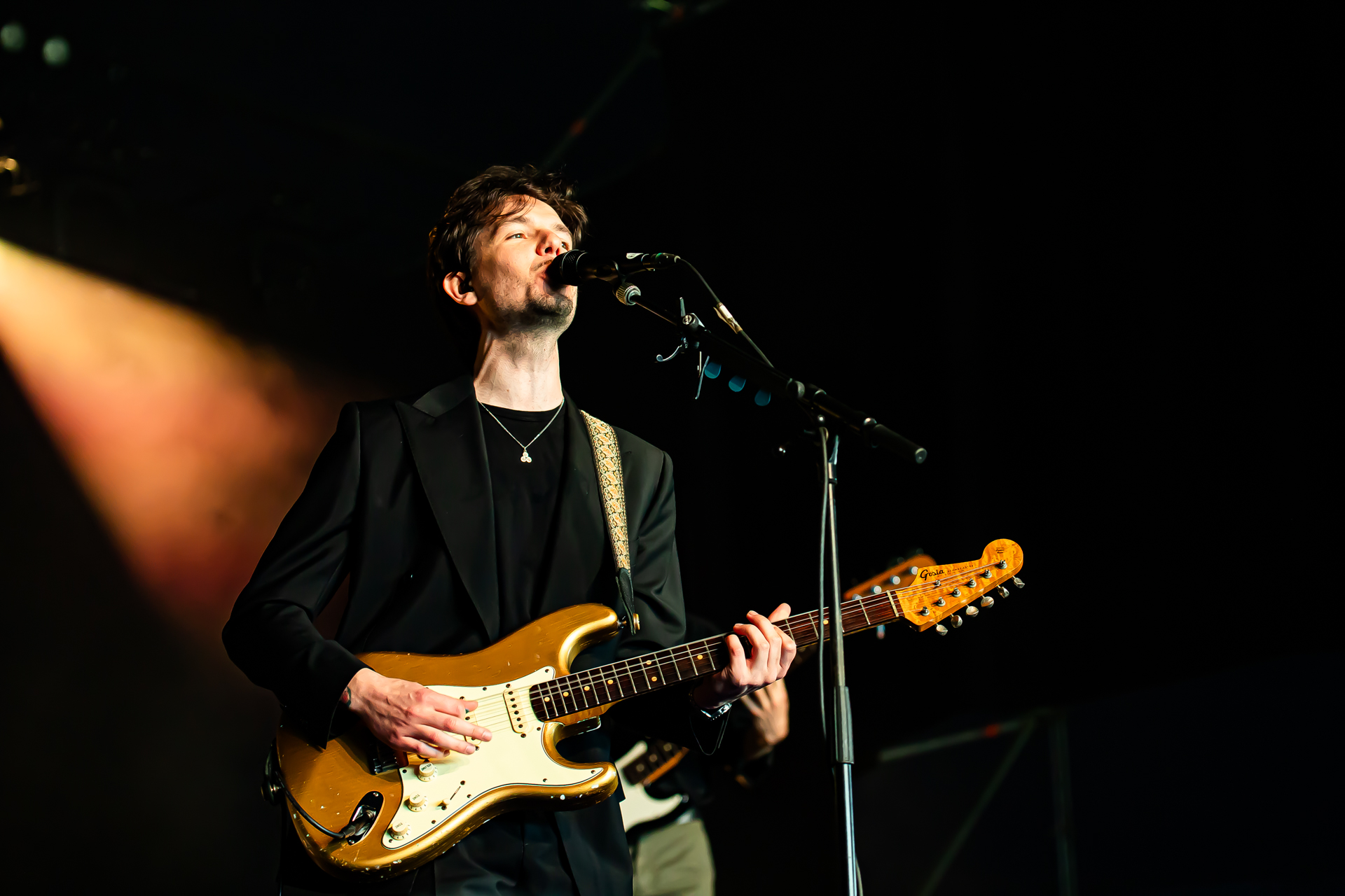 Milo Meskens @ Blues Peer, picture 4, photographed by Leen Verlinden - FrontView Magazine