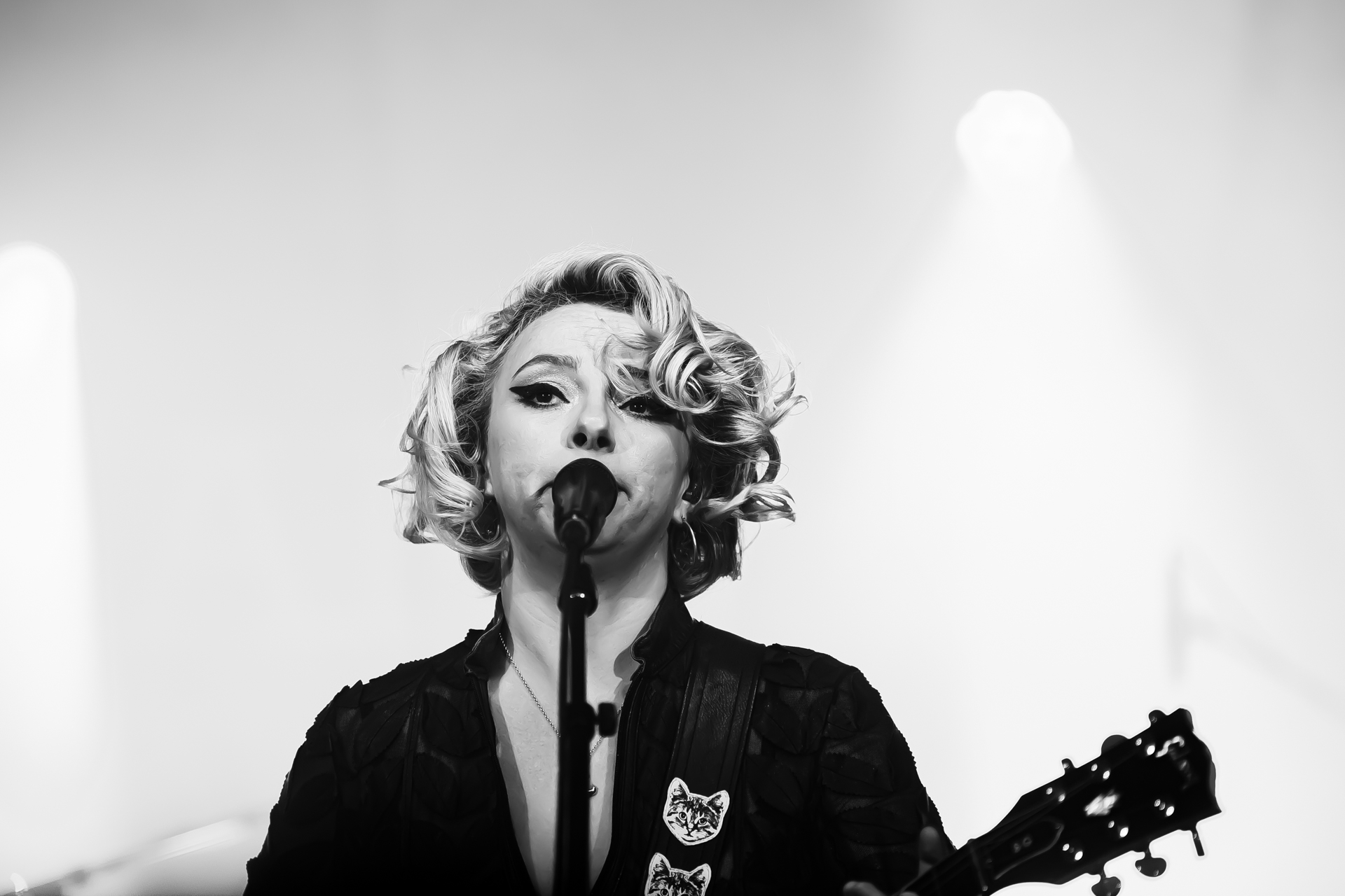 Samantha Fish @ Blues Peer, picture 6, photographed by Leen Verlinden - FrontView Magazine