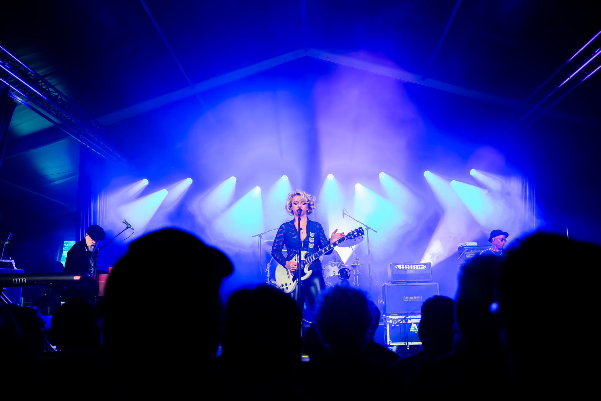 Samantha Fish @ Blues Peer, picture 10, photographed by Leen Verlinden - FrontView Magazine