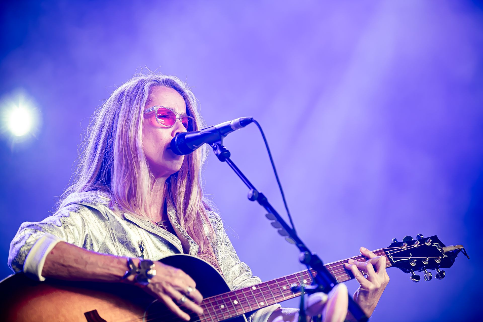 Heather Nova @ Blues Peer, picture 6, photographed by Leen Verlinden - FrontView Magazine