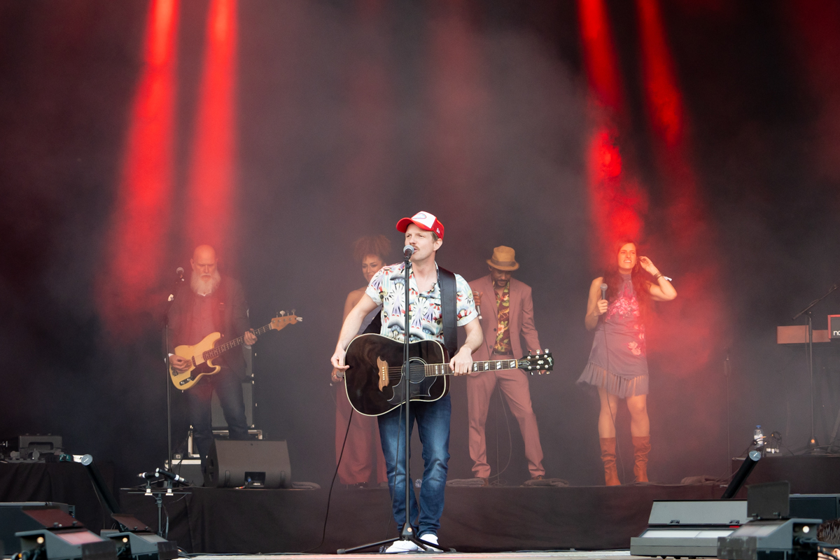 Jelle Cleymans zingt Spring @ Slinkse Sinkse, foto 9, foto's door Koen Marcoen - FrontView Magazine