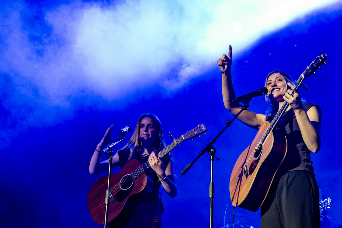 Lunace @ Sportpaleis, picture 1, photographed by Bart Janssens - FrontView Magazine