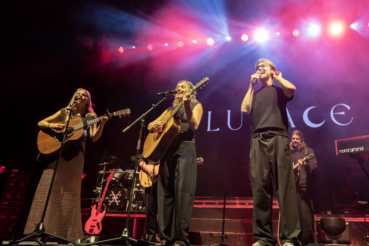 Lunace @ Sportpaleis, picture 5, photographed by Bart Janssens - FrontView Magazine