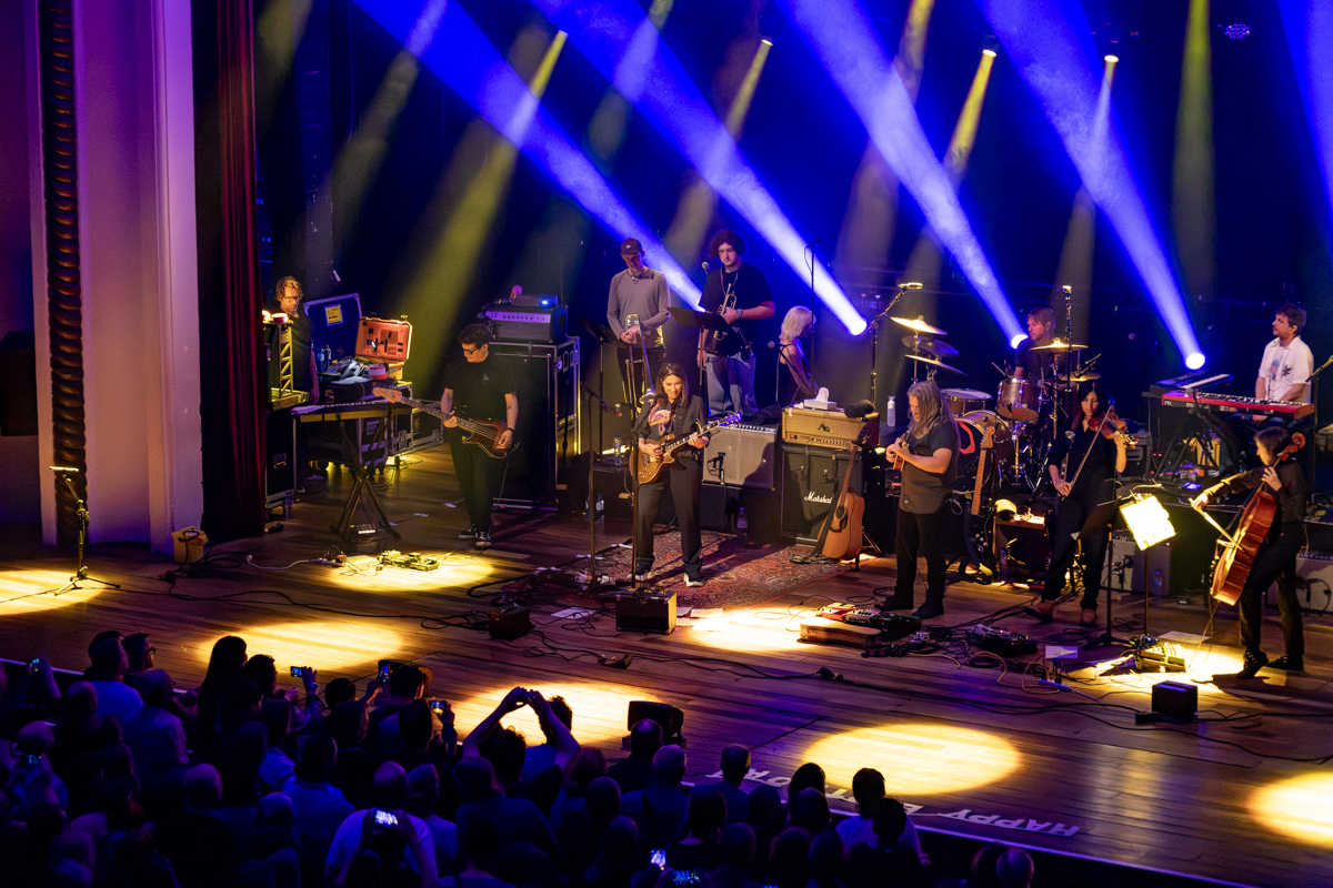 Kim Deal @ De Roma, picture 16, photographed by Bart Janssens - FrontView Magazine