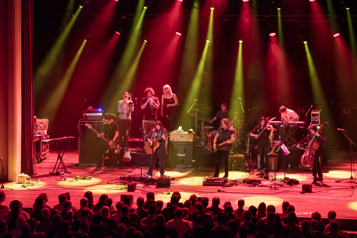 Kim Deal @ De Roma, picture 18, photographed by Bart Janssens - FrontView Magazine
