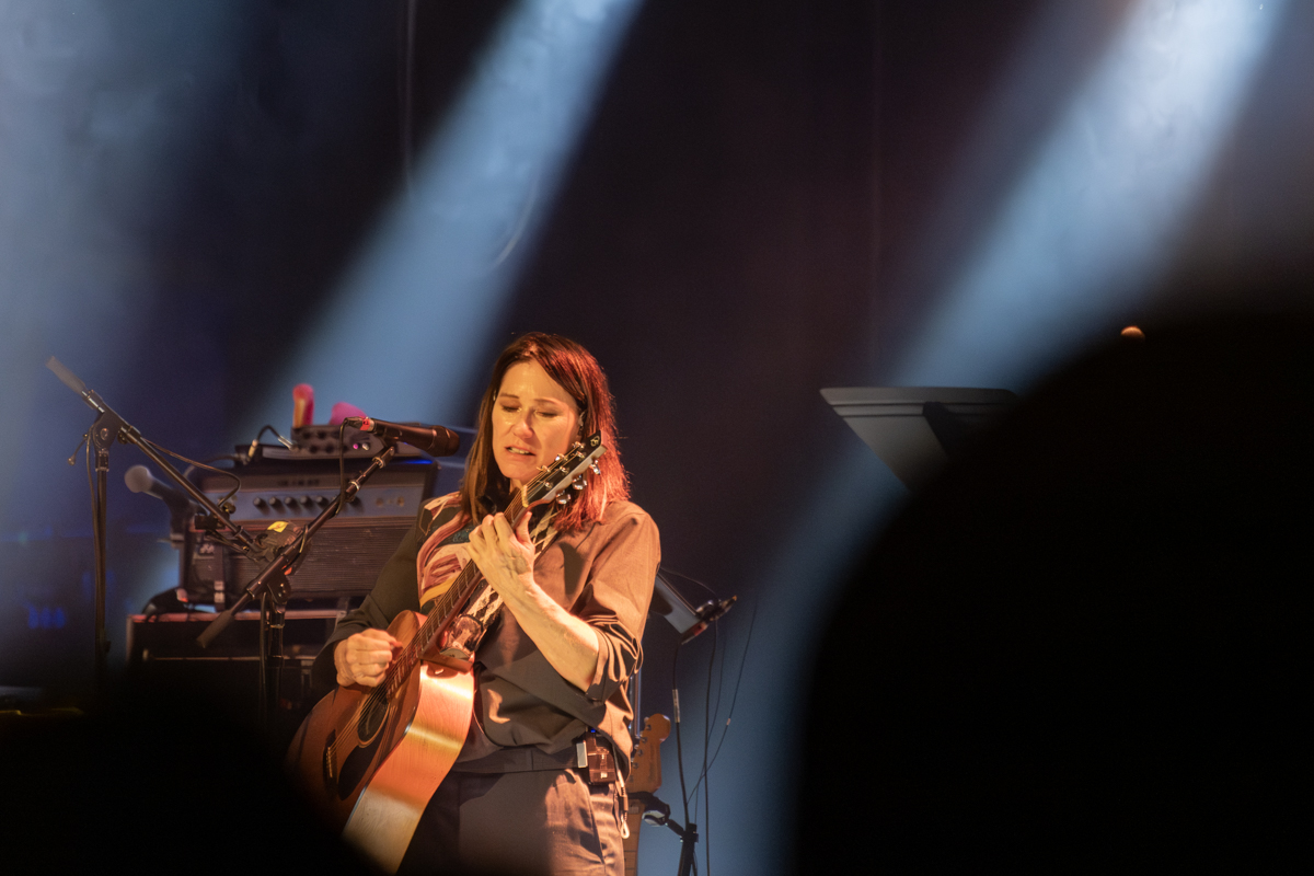 Kim Deal @ De Roma, picture 21, photographed by Bart Janssens - FrontView Magazine