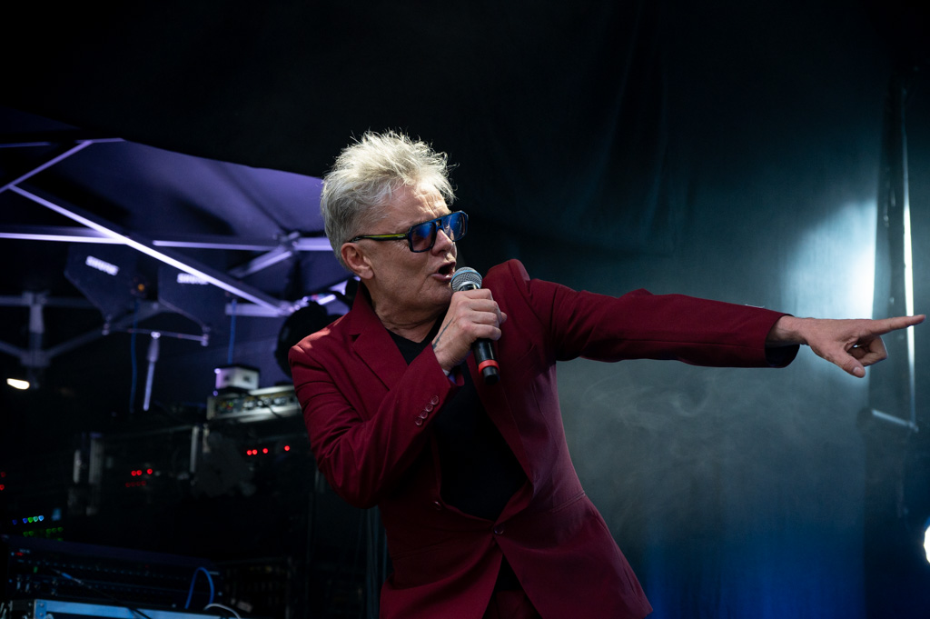 Arbeid Adelt @ Retie Rockt, picture 10, photographed by Gert Daemen - FrontView Magazine
