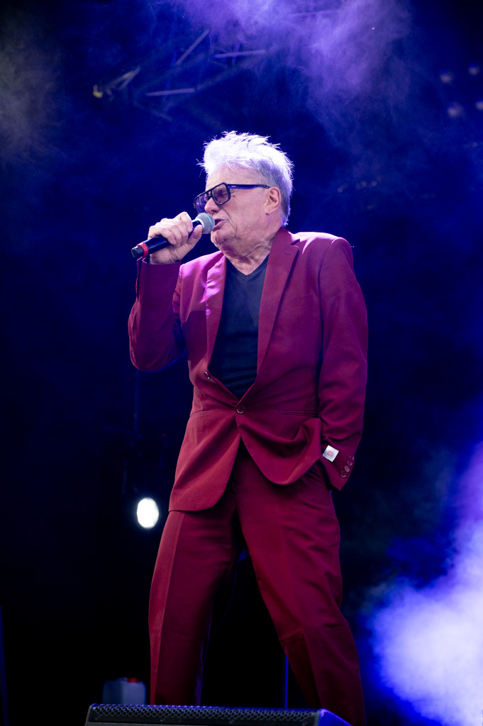 Arbeid Adelt @ Retie Rockt, picture 14, photographed by Gert Daemen - FrontView Magazine