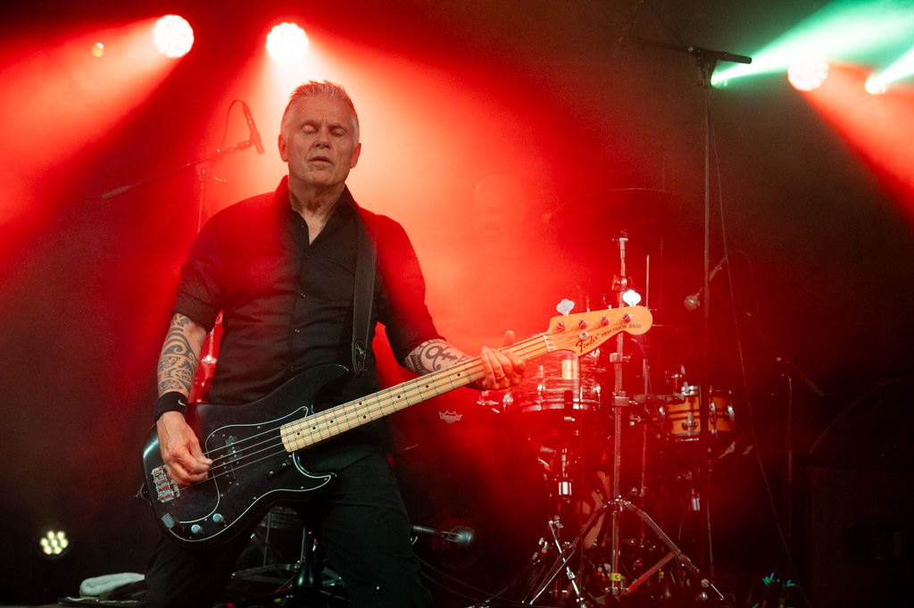 De Mens @ Retie Rockt, picture 11, photographed by Gert Daemen - FrontView Magazine