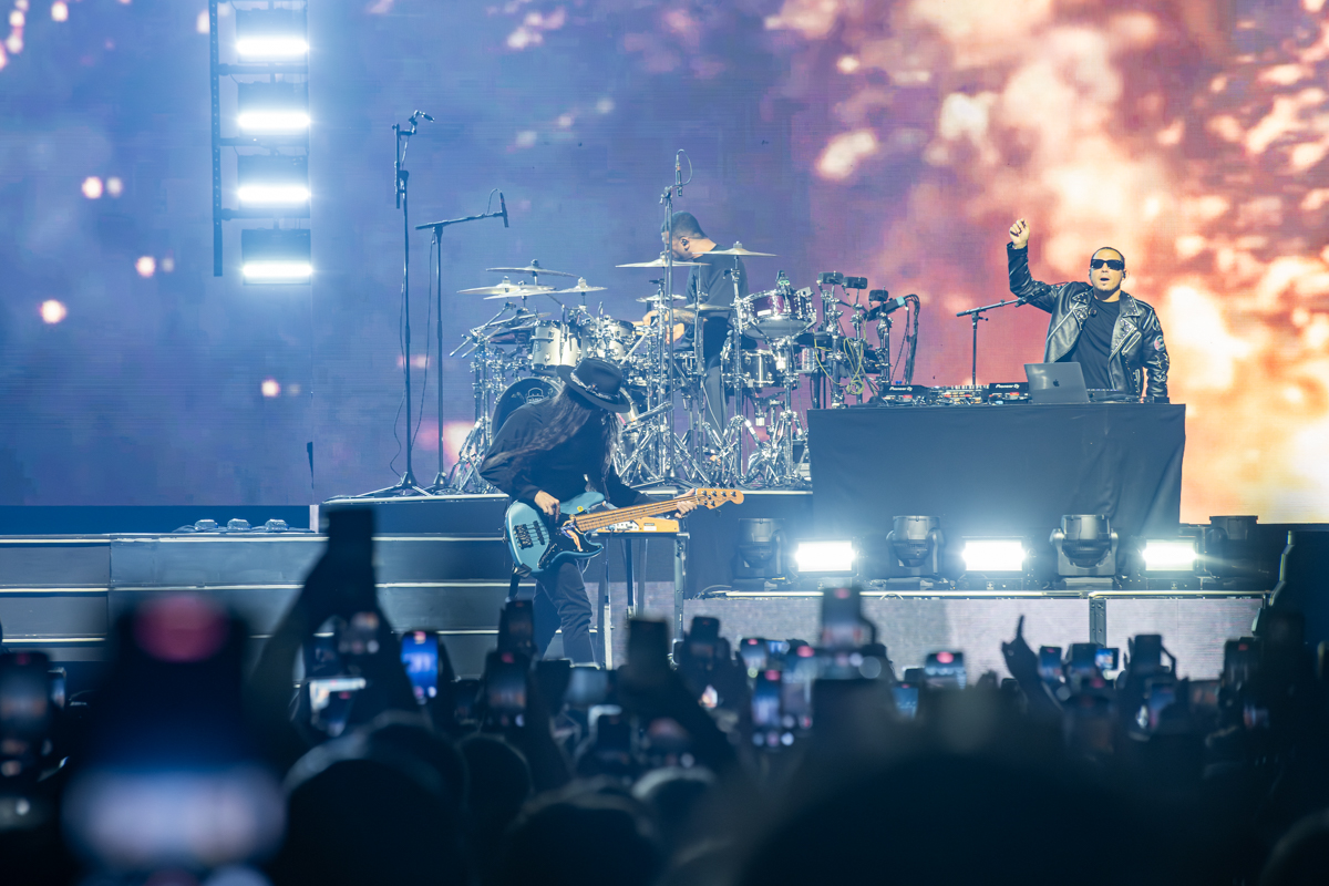 Pitbull @ Sportpaleis, picture 2, photographed by Bart Janssens - FrontView Magazine