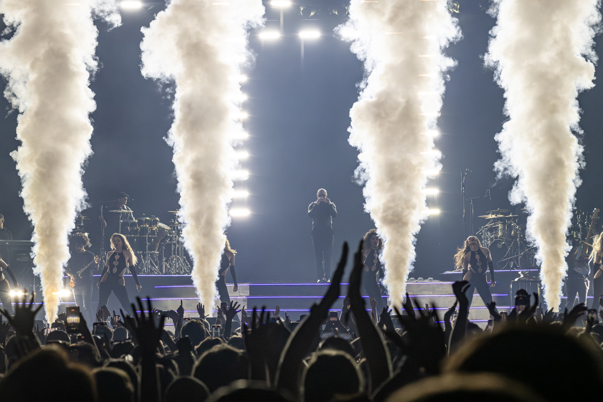 Pitbull @ Sportpaleis, picture 10, photographed by Bart Janssens - FrontView Magazine