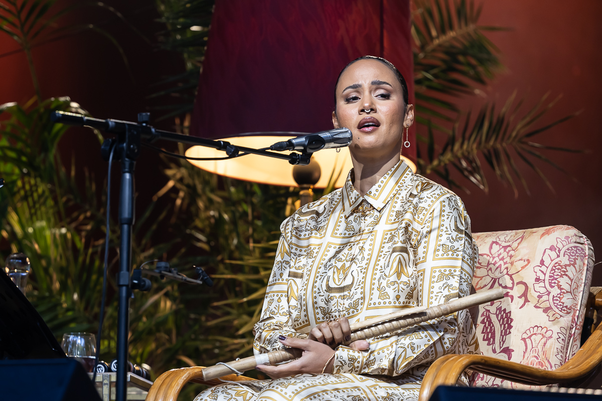 Mayra Andrade @ OLT Rivierenhof, picture 3, photographed by Marc Verdonck - FrontView Magazine