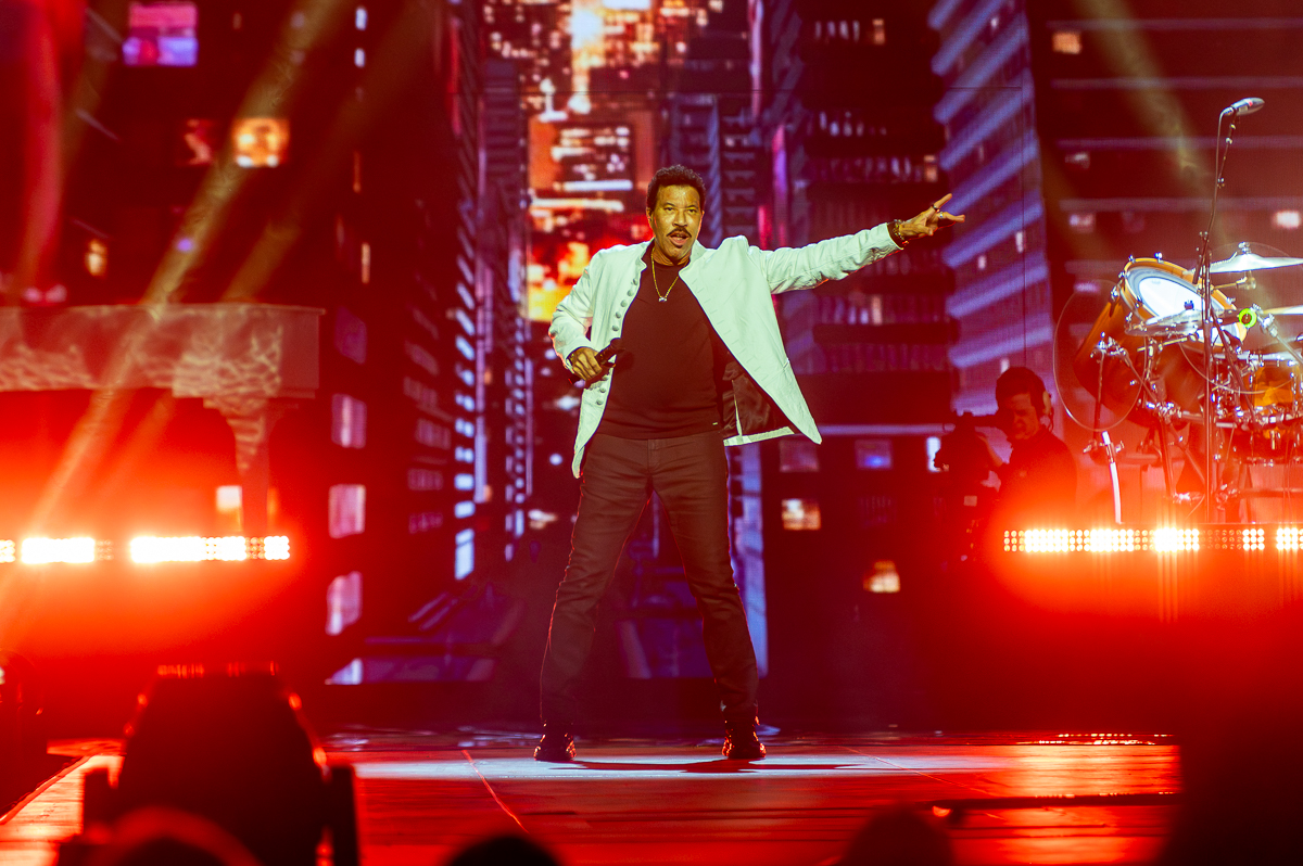 Lionel Richie @ Sportpaleis Antwerpen, foto 11, foto's door Dimitri Vanlommel - FrontView Magazine