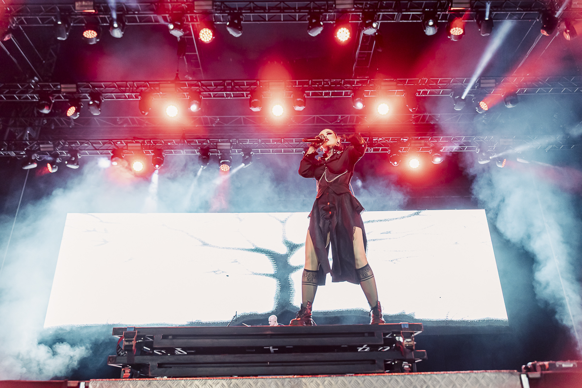 Jinjer @ Jera On Air, foto 4, foto's door Peter Smet - FrontView Magazine
