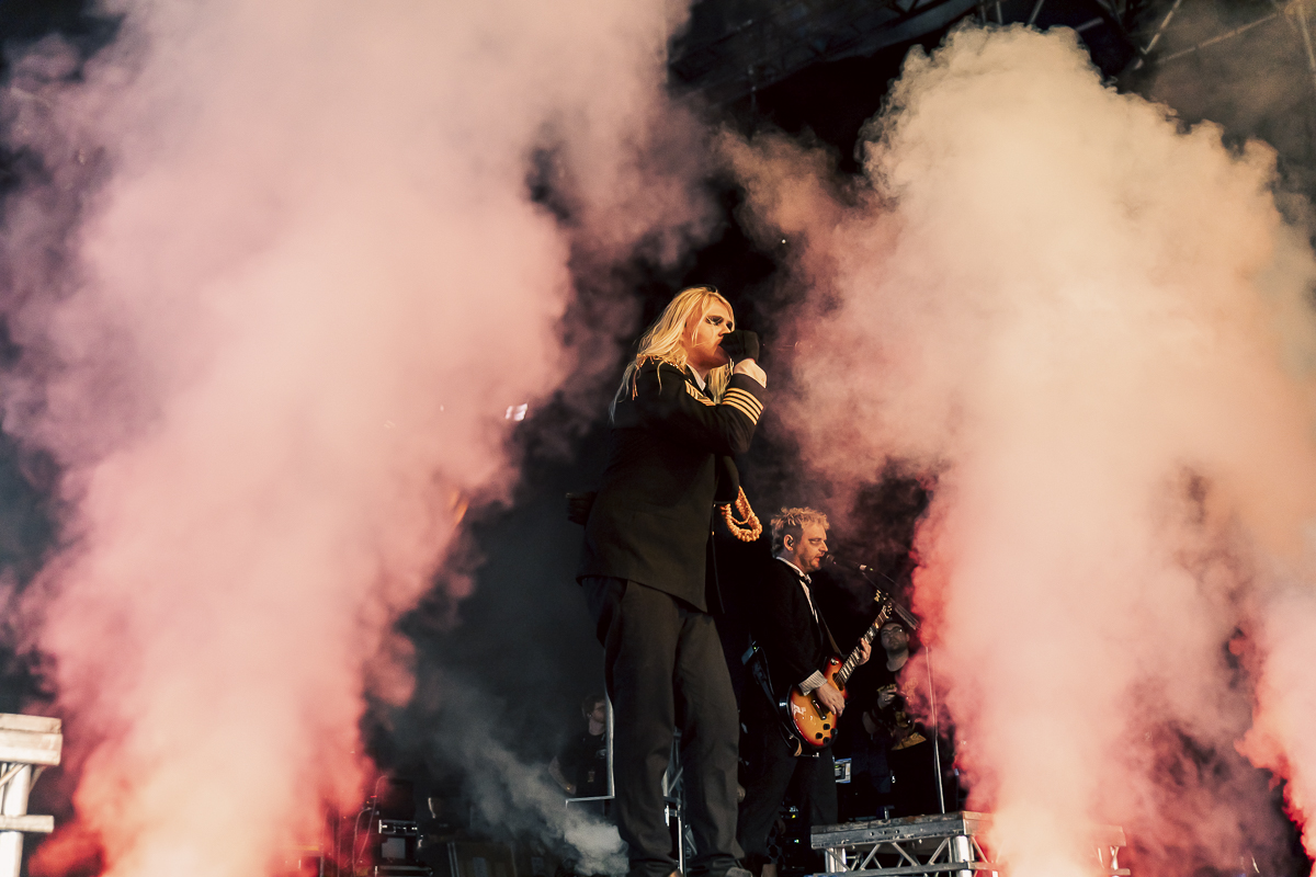 Kim Dracula @ Jera On Air, picture 2, photographed by Peter Smet - FrontView Magazine