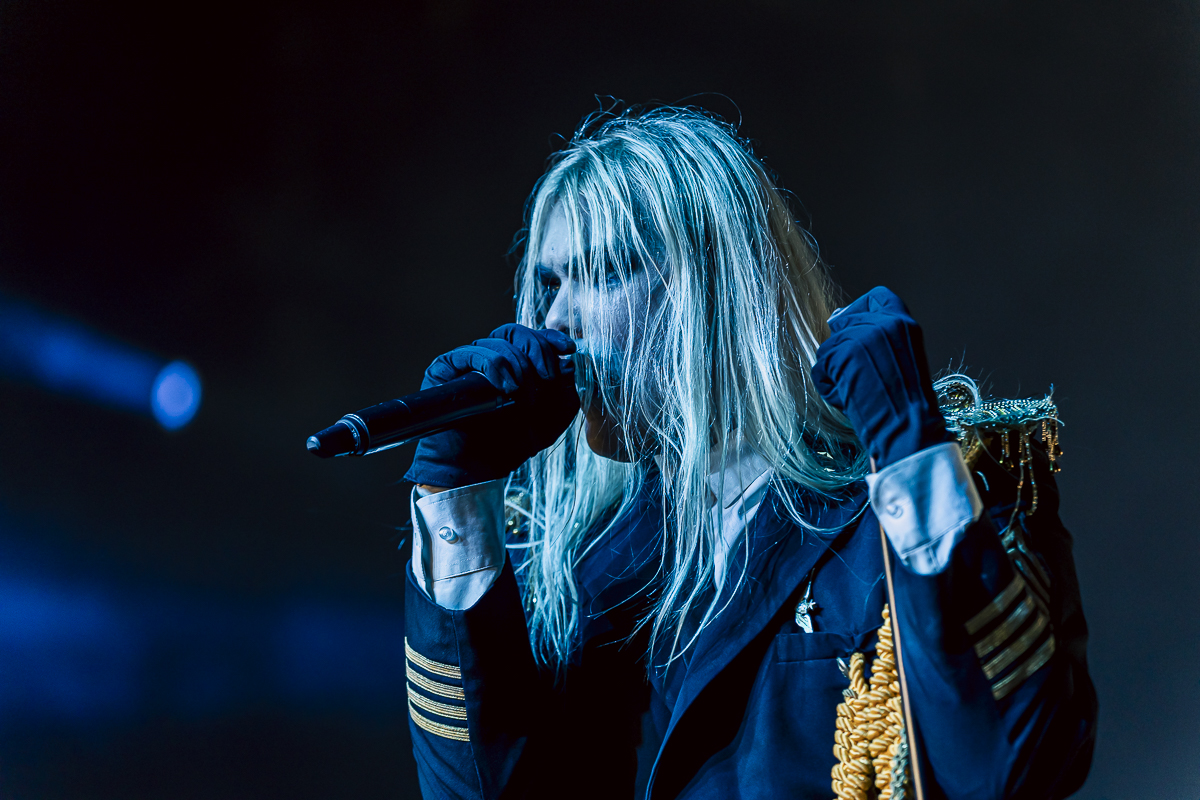 Kim Dracula @ Jera On Air, picture 10, photographed by Peter Smet - FrontView Magazine