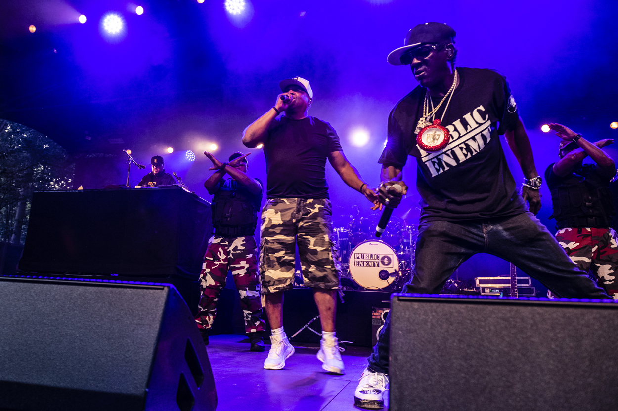 Public Enemy @ OLT Rivierenhof, picture 13, photographed by Sandra Van Watermeulen - FrontView Magazine