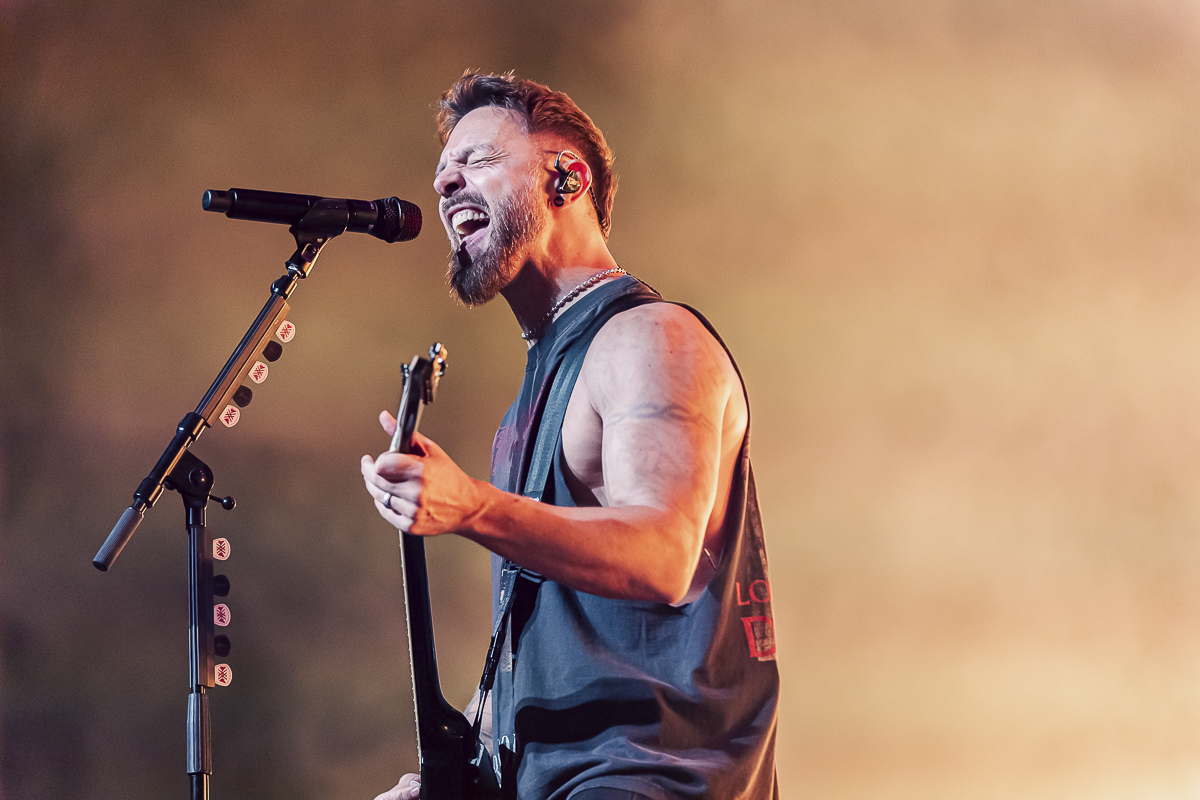 Bullet For My Valentine @ Jera On Air, picture 16, photographed by Peter Smet - FrontView Magazine