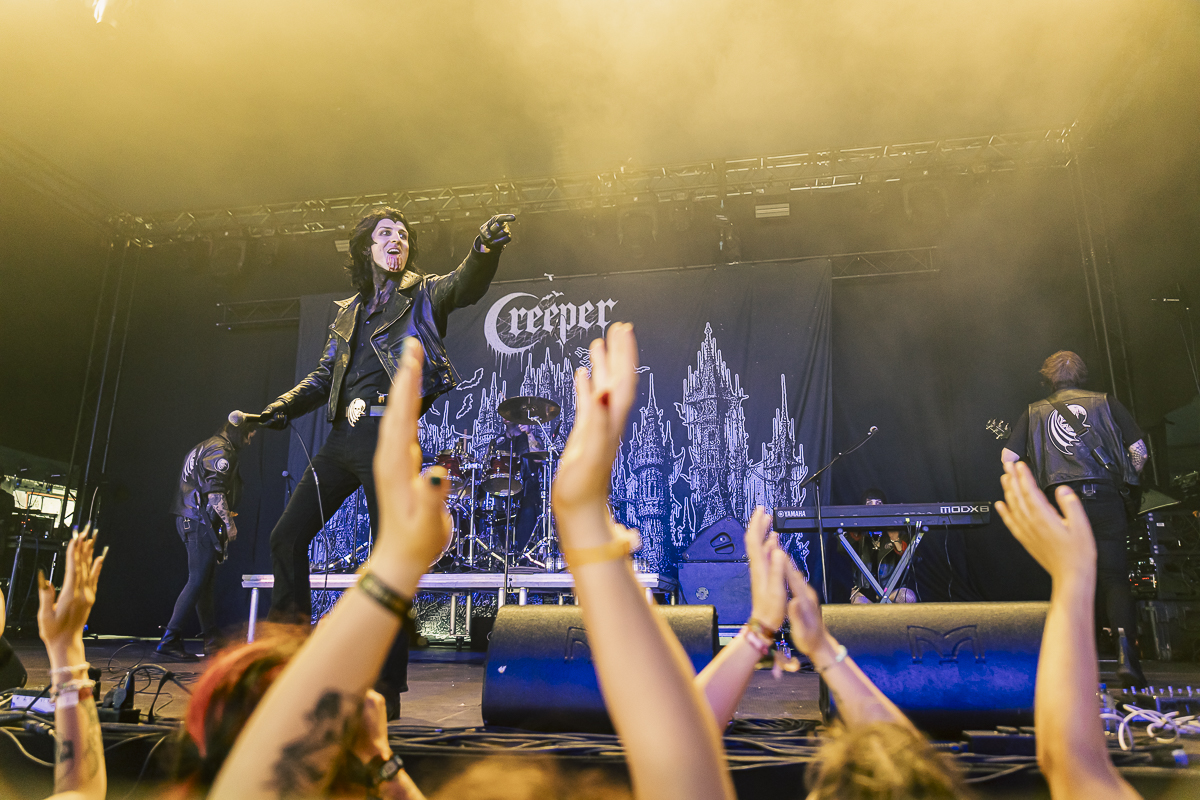 Creeper @ Jera On Air, picture 9, photographed by Peter Smet - FrontView Magazine