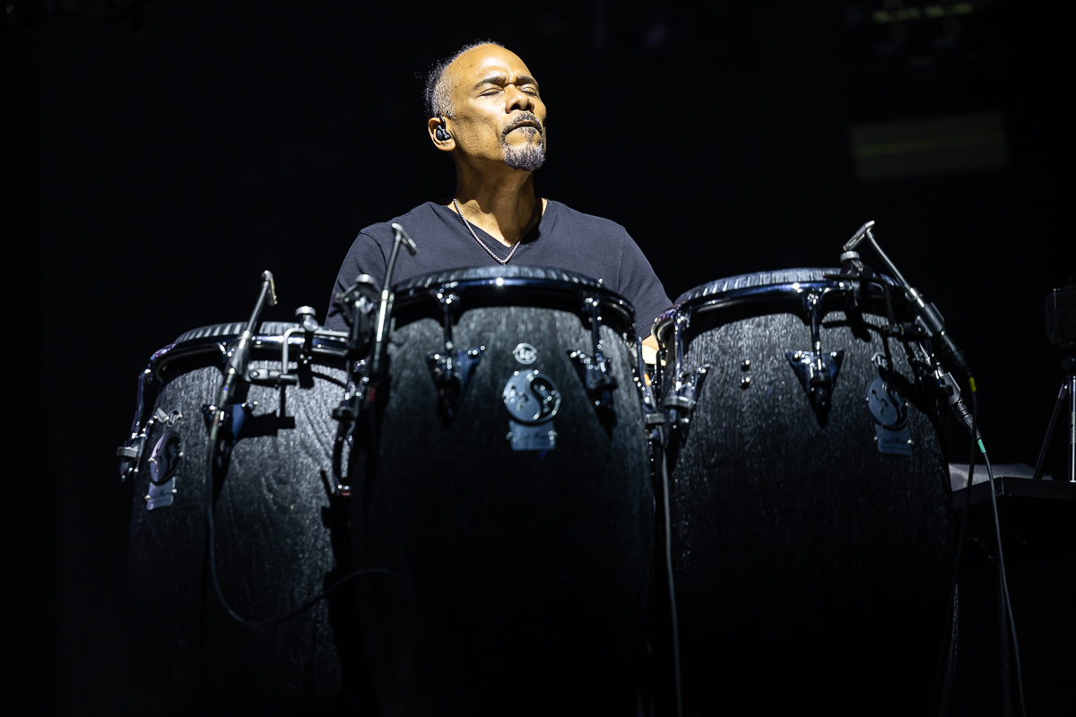 Santana @ Sportpaleis, picture 2, photographed by Marc Verdonck - FrontView Magazine