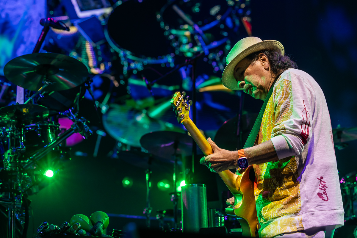 Santana @ Sportpaleis, picture 21, photographed by Marc Verdonck - FrontView Magazine