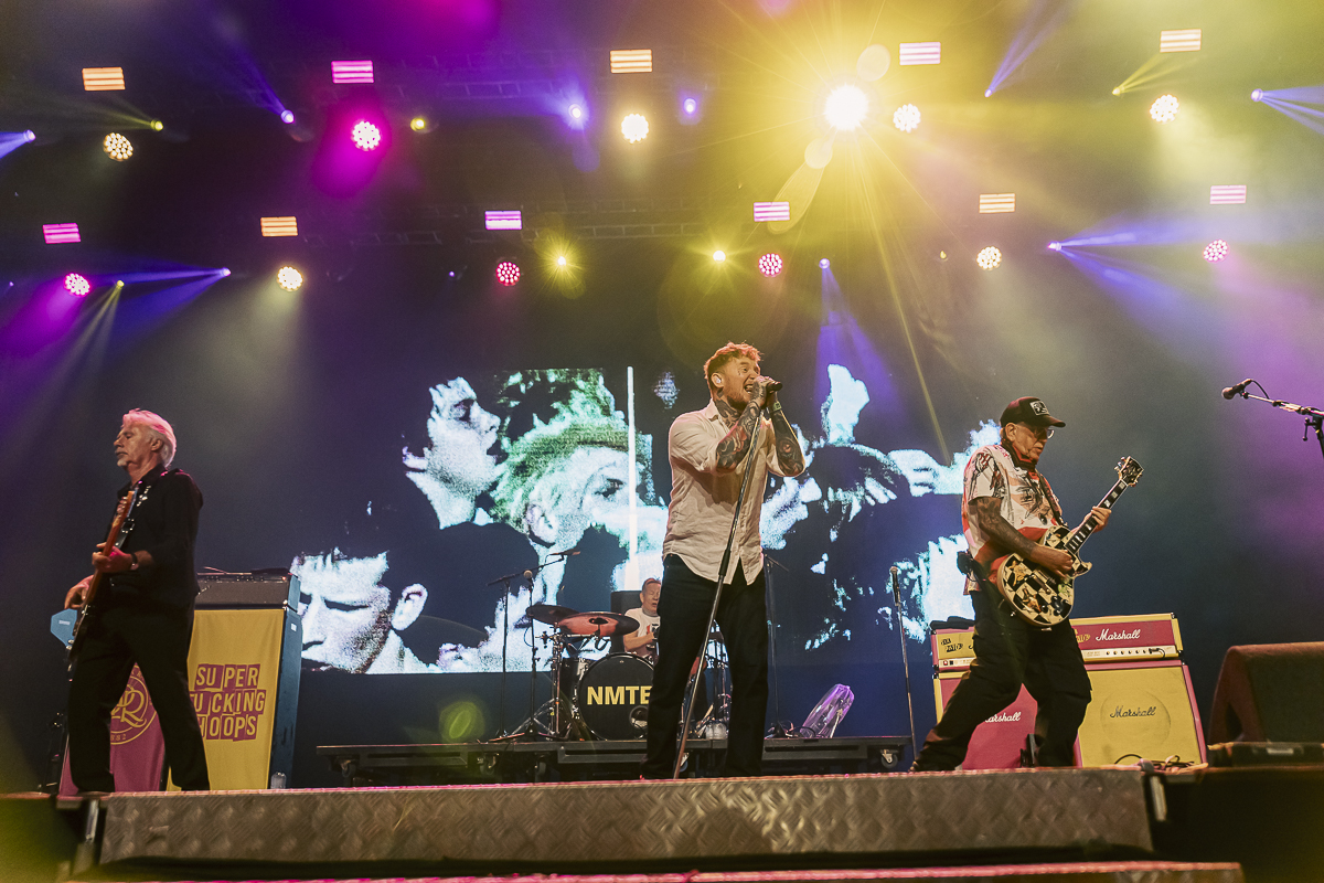 The Sex Pistols and Frank Carter @ Jera On Air, foto 19, foto's door Peter Smet - FrontView Magazine