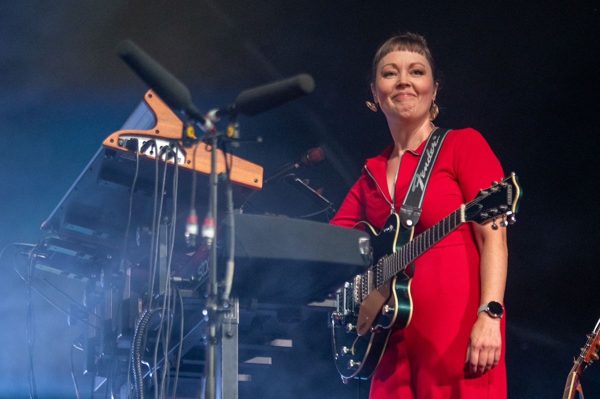 Das Pop @ Genk On Stage, picture 10, photographed by Anoek Houben - FrontView Magazine