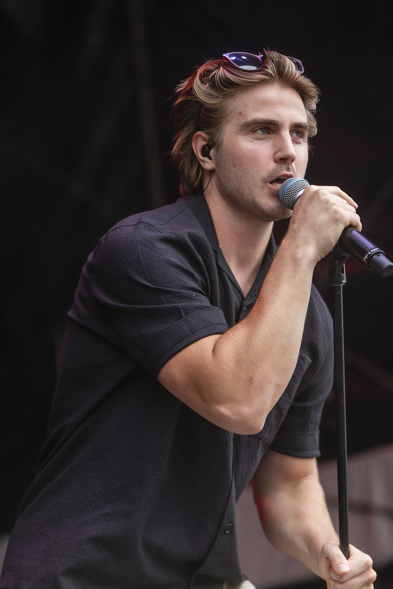 Maksim @ Adriaen Brouwer Bierfeesten, foto 5, foto's door Edwin Houdevelt - FrontView Magazine