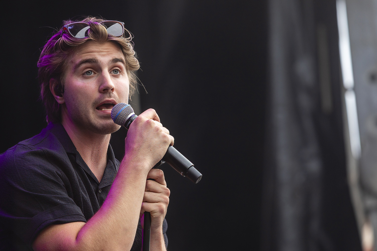 Maksim @ Adriaen Brouwer Bierfeesten, foto 10, foto's door Edwin Houdevelt - FrontView Magazine