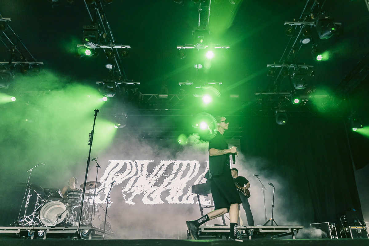 PVRIS @ Jera On Air, picture 10, photographed by Peter Smet - FrontView Magazine