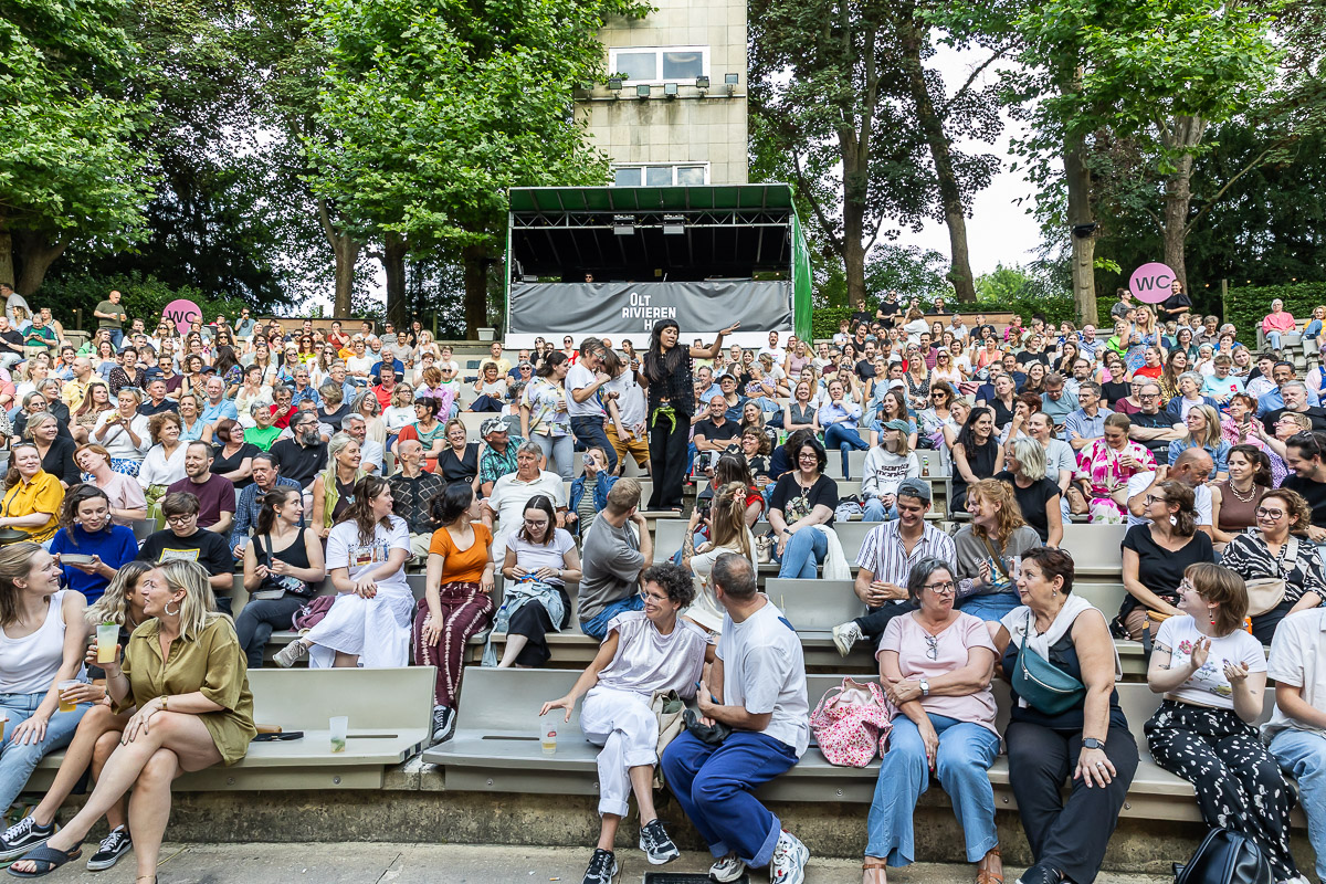 Vieze Meisje @ OLT Rivierenhof, picture 16, photographed by Marc Verdonck - FrontView Magazine