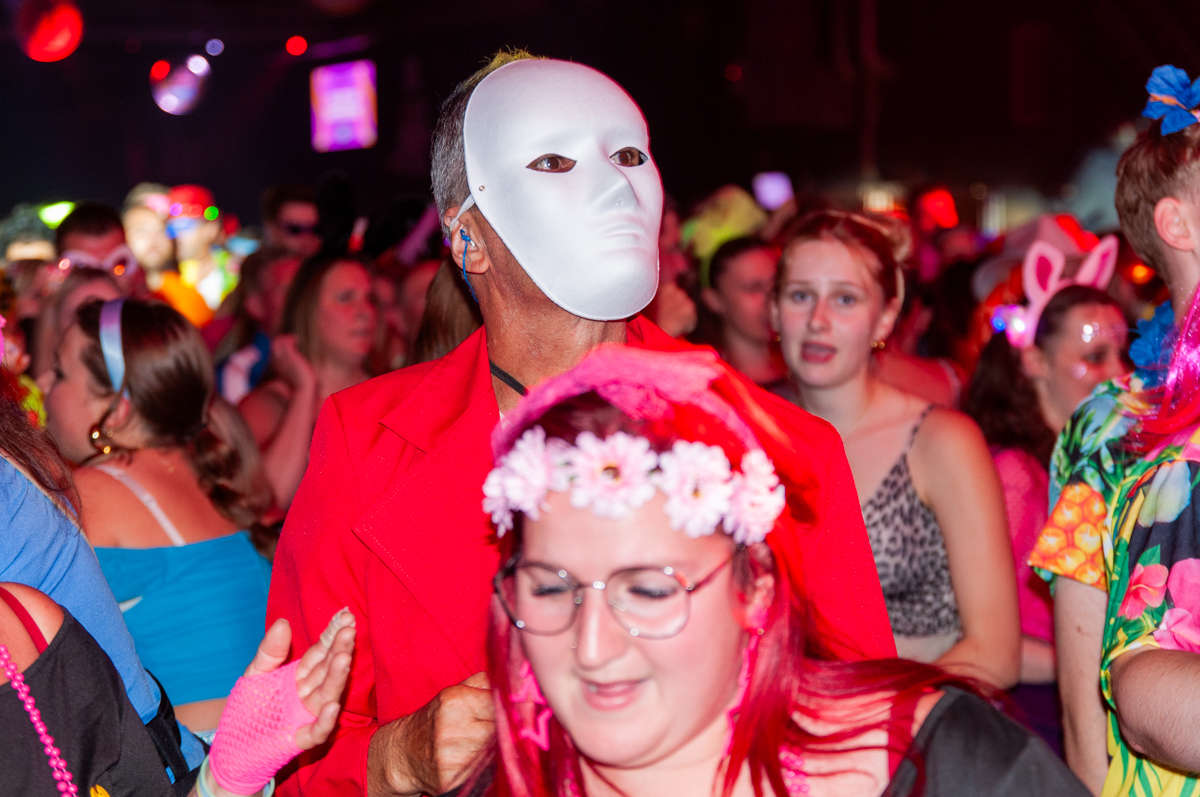 De foute party. 2025 @ Flanders Expo, picture 6, photographed by Jurgen Van De Maele - FrontView Magazine