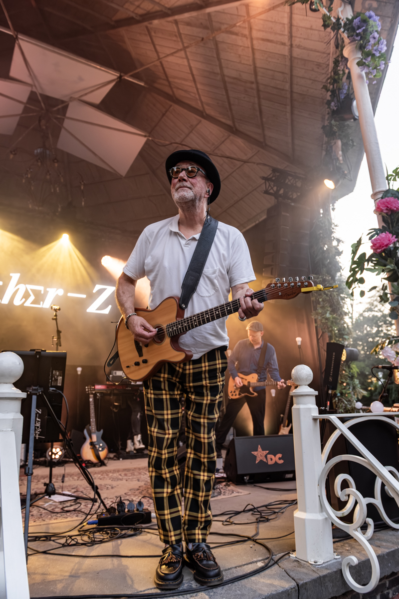 Fischer-Z @ De Casino, picture 19, photographed by Bart Janssens - FrontView Magazine