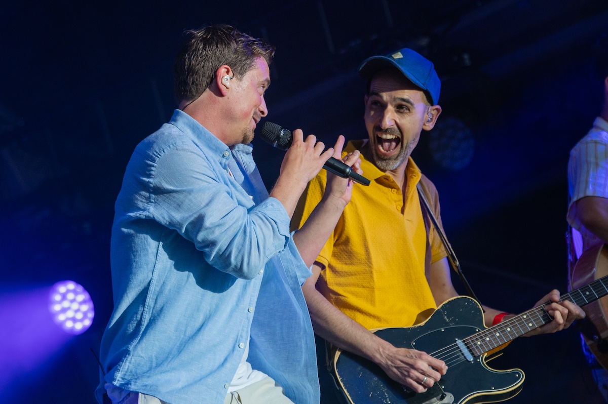 Niels Destadsbader @ Genk On Stage, foto 10, foto's door Anoek Houben - FrontView Magazine