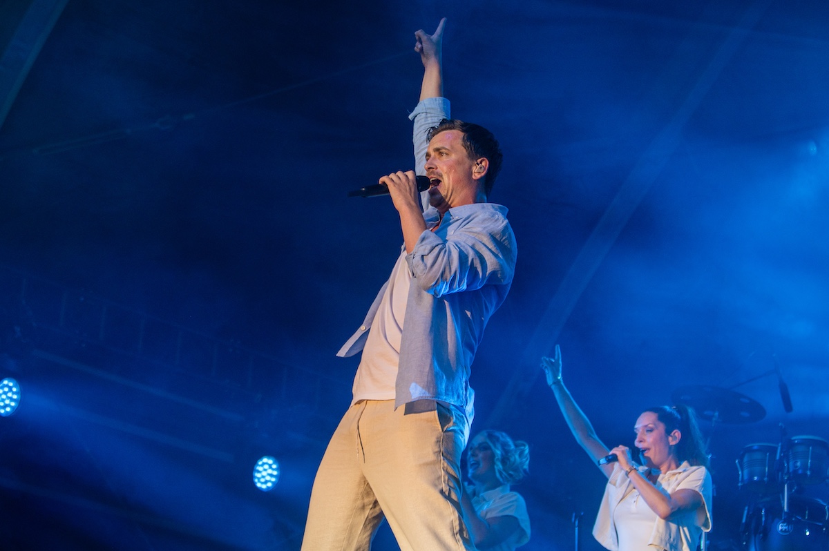 Niels Destadsbader @ Genk On Stage, foto 14, foto's door Anoek Houben - FrontView Magazine