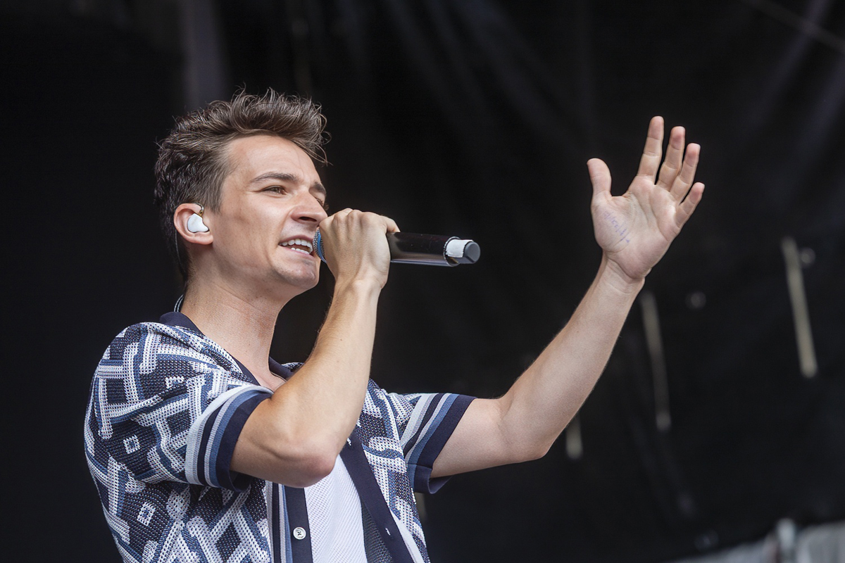 Thomas Julian @ Adriaen Brouwer Bierfeesten, picture 1, photographed by Edwin Houdevelt - FrontView Magazine