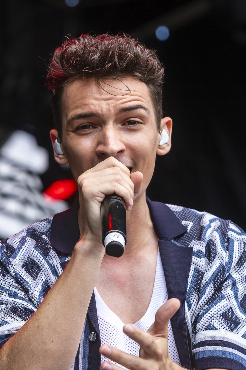 Thomas Julian @ Adriaen Brouwer Bierfeesten, picture 2, photographed by Edwin Houdevelt - FrontView Magazine