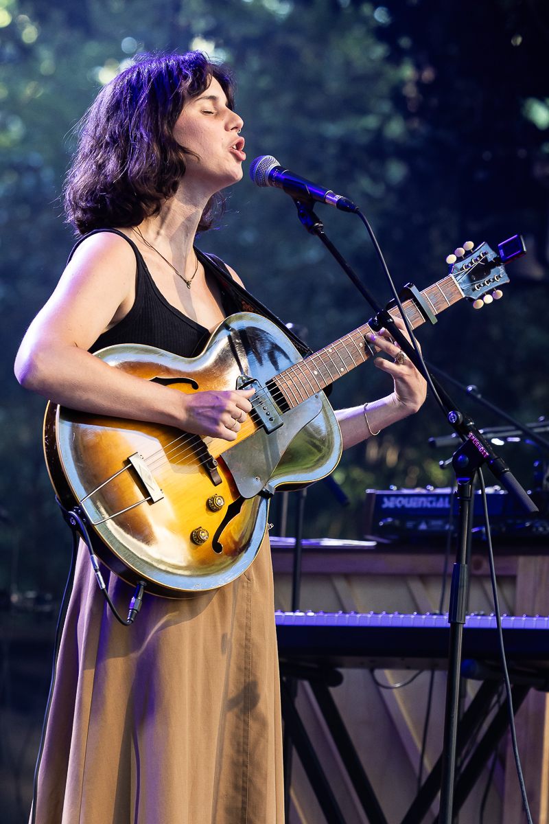 Renata Louisa @ OLT Rivierenhof, picture 6, photographed by Marc Verdonck - FrontView Magazine