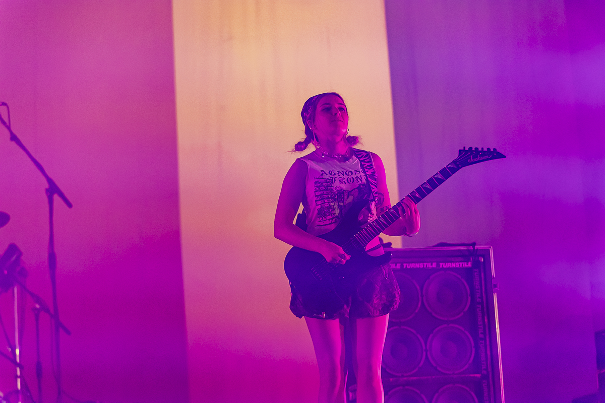 Turnstile @ Jera On Air, picture 8, photographed by Peter Smet - FrontView Magazine