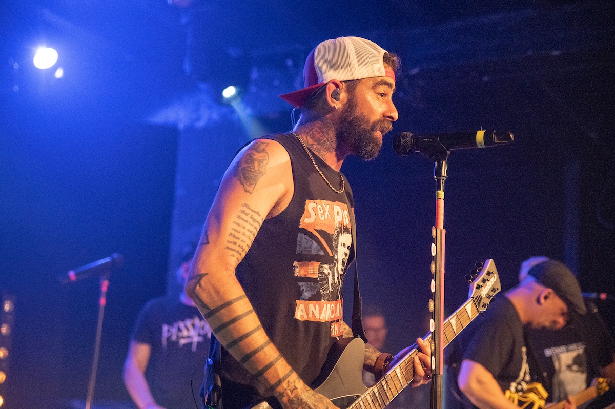 Zebrahead @ Club AFF, picture 15, photographed by Anoek Houben - FrontView Magazine