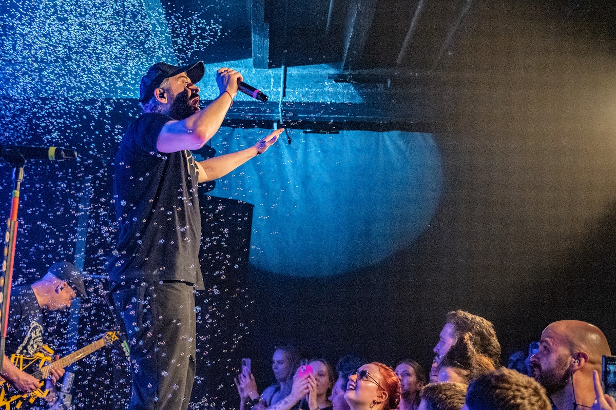 Zebrahead @ Club AFF, picture 20, photographed by Anoek Houben - FrontView Magazine