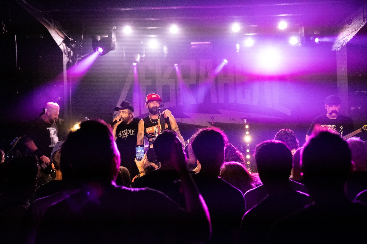 Zebrahead @ Club AFF, picture 27, photographed by Anoek Houben - FrontView Magazine