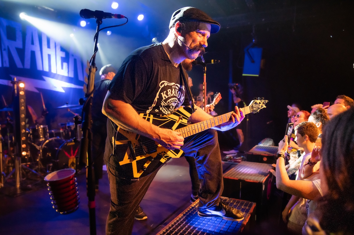 Zebrahead @ Club AFF, picture 44, photographed by Anoek Houben - FrontView Magazine